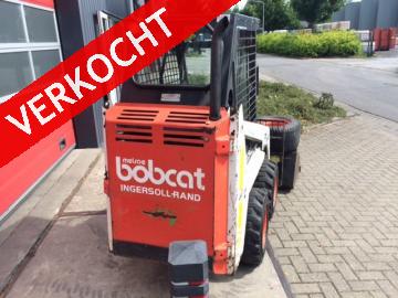 BOBCAT 443 Schranklader