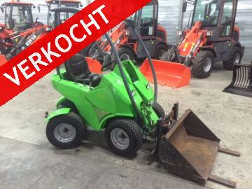 AVANT 216 minishovel