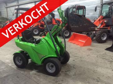 AVANT 216 minishovel