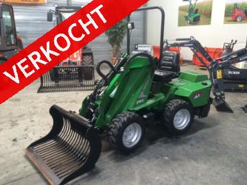 AVANT Multi Minishovel