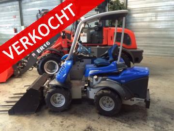 MULTIONE M28D knikshovel