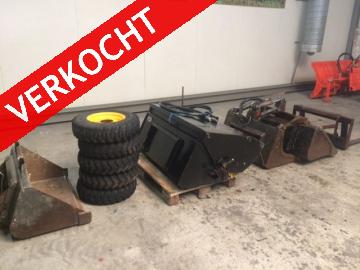 GEHL 1640 met 5 aanbouwdelen