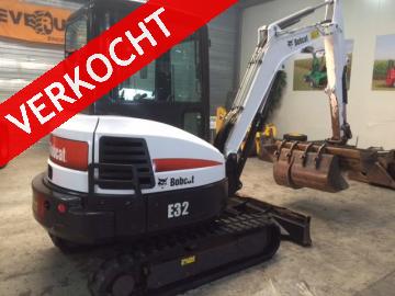 BOBCAT E32 Minigraver