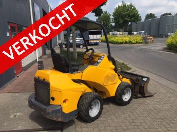AVANT 528 minishovel