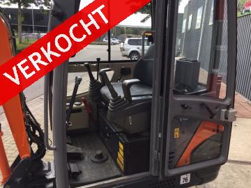HITACHI ZX16