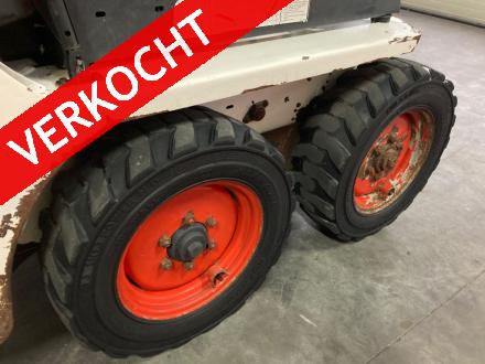 BOBCAT 553 schranklader