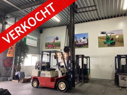 NISSAN UJ02A25U Heftruck LPG