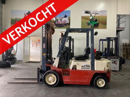 NISSAN UJ02A25U Heftruck LPG