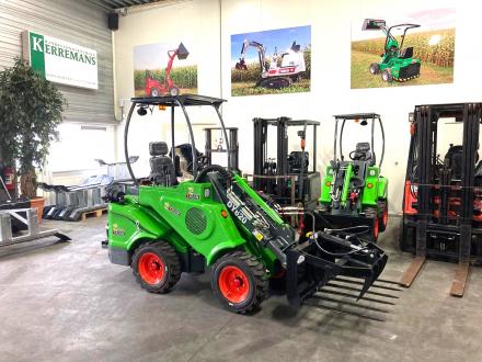 TAIAN DY 620 minishovel