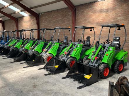 TAIAN DY 620 minishovel