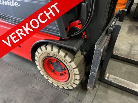 LINDE E14-02 Elektrische Heftruck