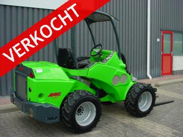 AVANT 750 Minishovel