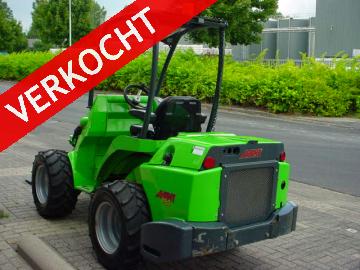AVANT 750 Minishovel