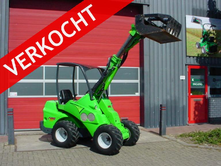 AVANT 630 Minishovel