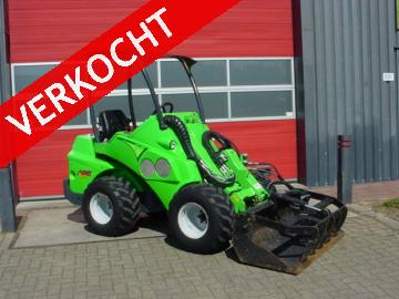 AVANT 630 Minishovel