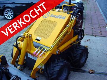 EUROSKID 380 Schranklader