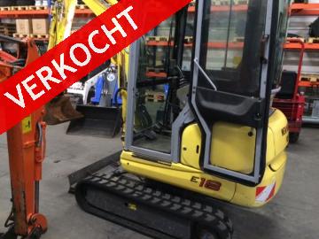 New Holland/ Kobelco E18